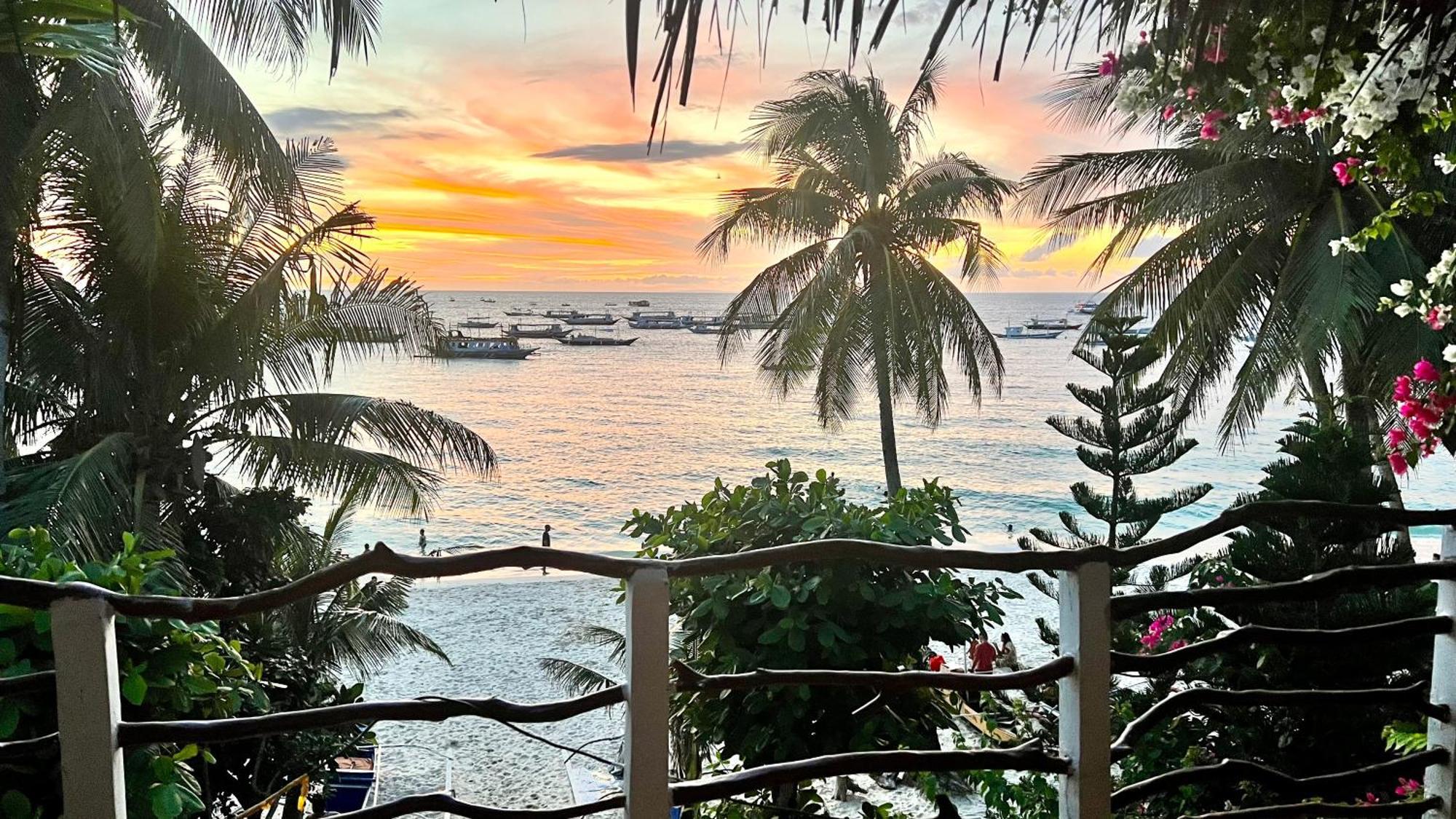 Kaiyana Boracay Beach Resort Manoc-Manoc Екстер'єр фото