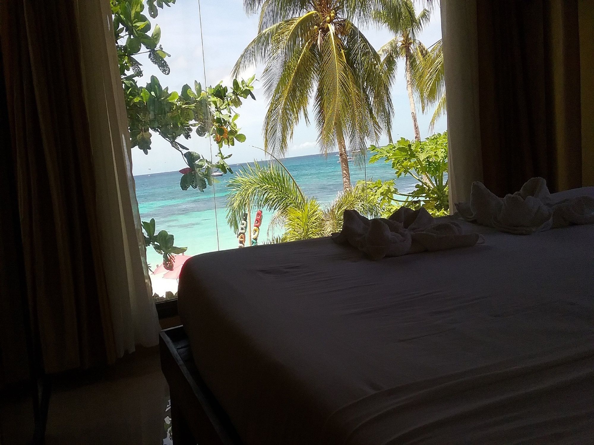 Kaiyana Boracay Beach Resort Manoc-Manoc Екстер'єр фото
